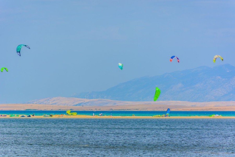 Kitesurfing Nin - Things to do in Nin